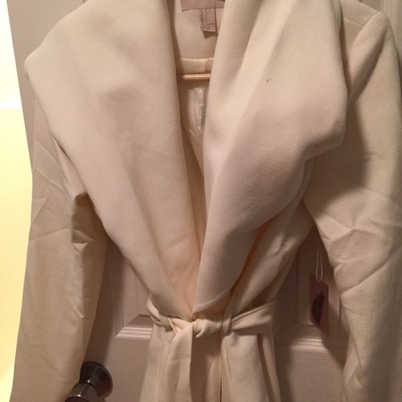Flawless Cream colored Coat