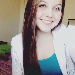 Meet your Posher, Haley