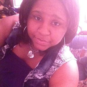 Meet your Posher, Shaundrea