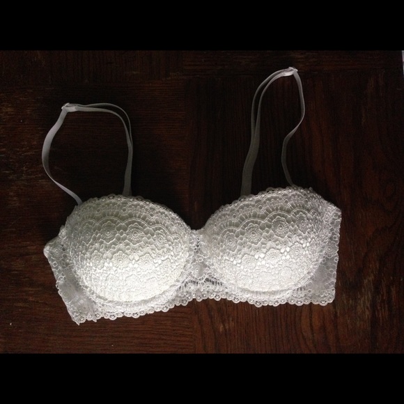 New! Frederick's of Hollywood push-up balconette