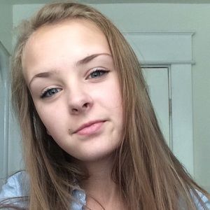 Meet your Posher, Michaela