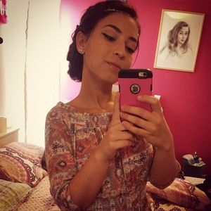 Meet your Posher, Sapir