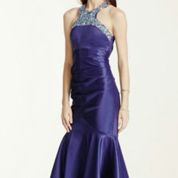 Beautiful mermaid dress! !
