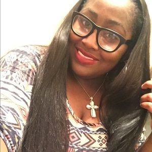 Meet your Posher, Nicole