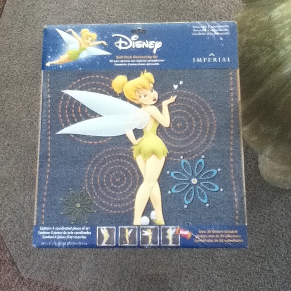 Disney TinkerBell room Decorating Kit