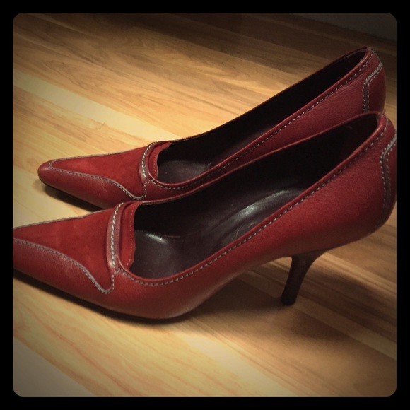 Tods Red Pumps