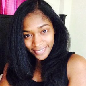 Meet your Posher, Stephanie