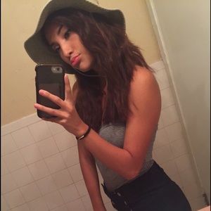 Meet your Posher, Lillian