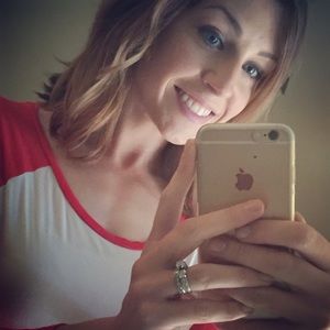 Meet your Posher, Holly