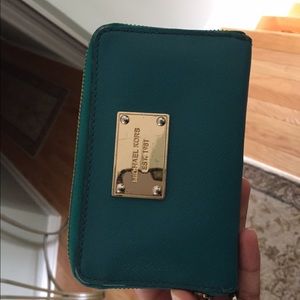 MK wallet