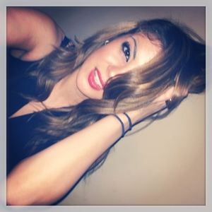 Meet your Posher, Priscilla