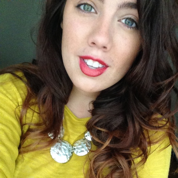 Meet your Posher, Savannah