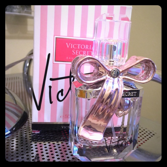 VS Victoria perfume WEEKEND SALE!!