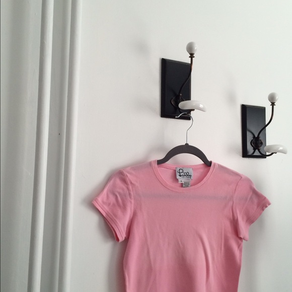 Small Lilly Pulitzer Tee - Picture 2 of 2