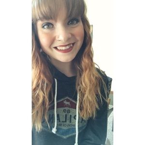 Meet your Posher, Brianne