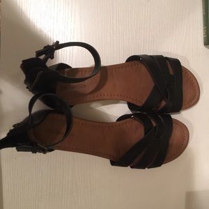 Black sandals