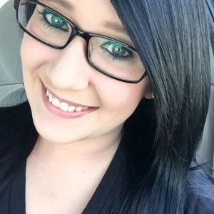 Meet your Posher, Tara