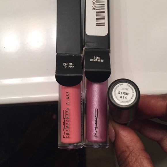 MAC bundle 💄 - Picture 3 of 4