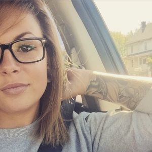Meet your Posher, Katelyn