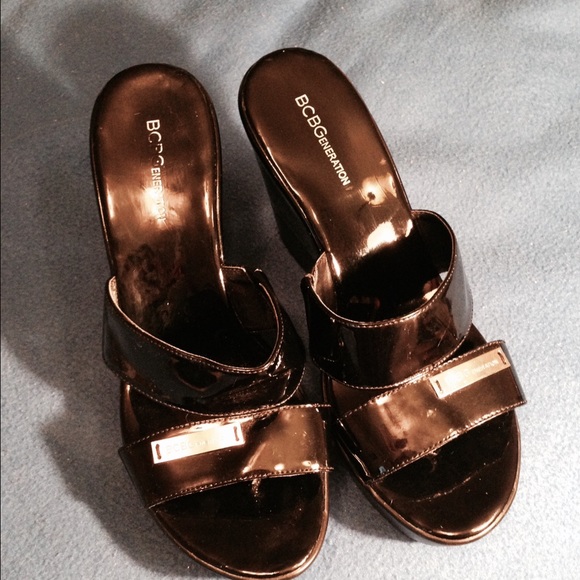 Sandals - Picture 2 of 2