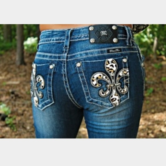 LAST PAIR! 🐾Cheetah Inlay Miss Me Skinnies🐾 - Picture 3 of 3