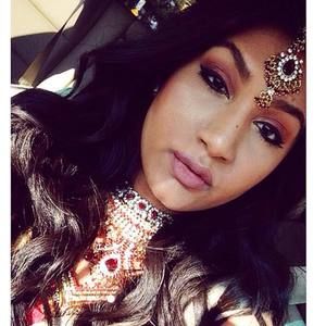 Meet your Posher, Stephanie