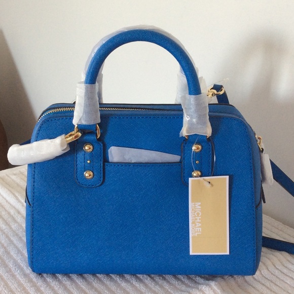 ❗️SOLD❗️NWT🔶Michael Kors Saffiano Small Satchel - Picture 2 of 4