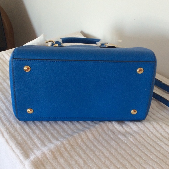 ❗️SOLD❗️NWT🔶Michael Kors Saffiano Small Satchel - Picture 3 of 4