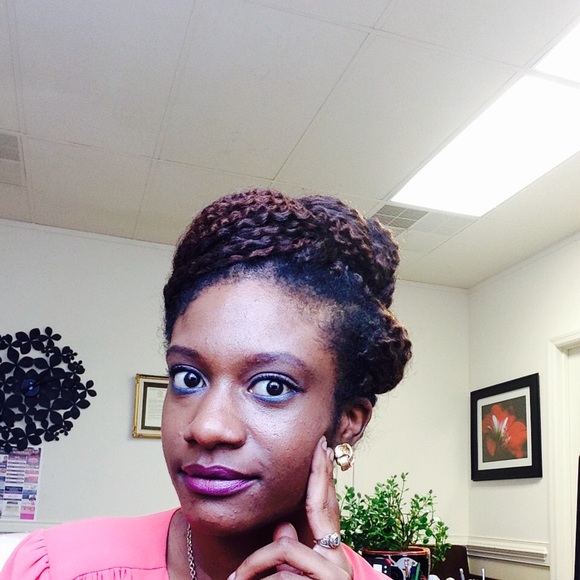 Meet your Posher, Bianca - Picture 1 of 1