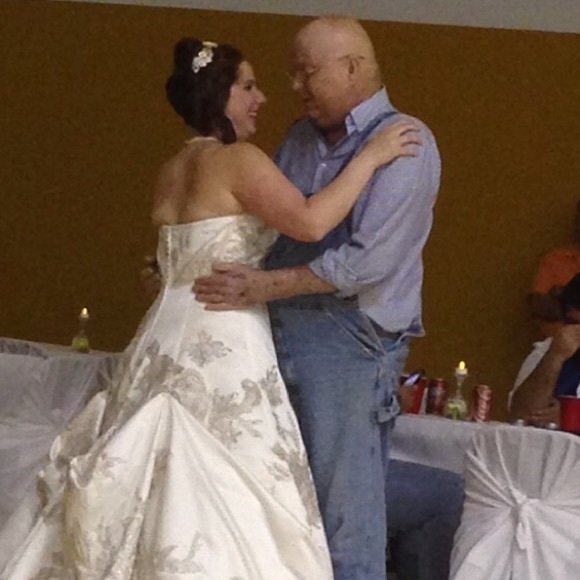 Meet your Posher, Layla - Picture 3 of 4