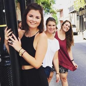 Meet your Posher, Natalie