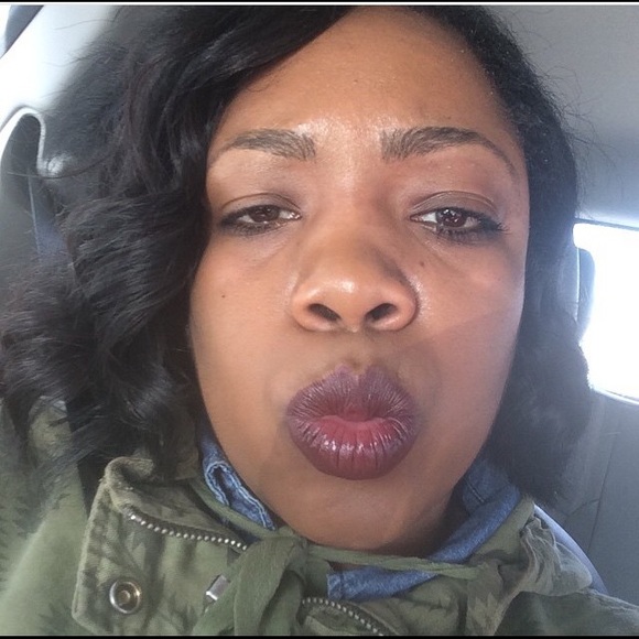 Meet your Posher, Taja - Picture 1 of 1