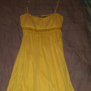 Woman's yellow dress L