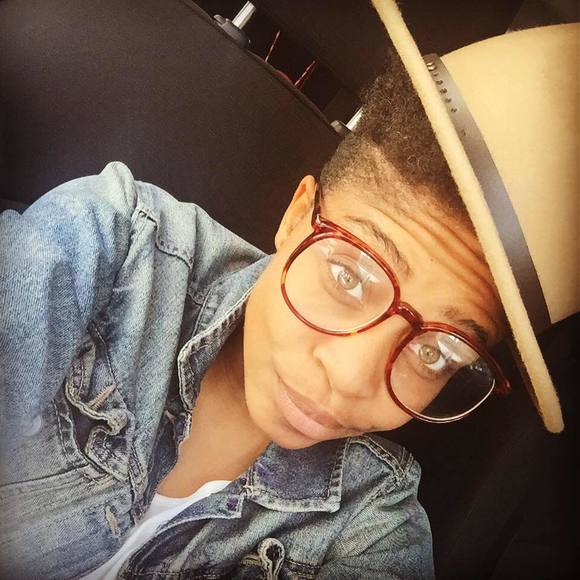 Meet your Posher, Yani - Picture 1 of 1