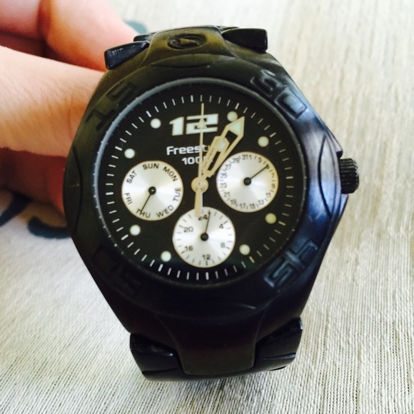 Men's Freestyle 100M wrist watch