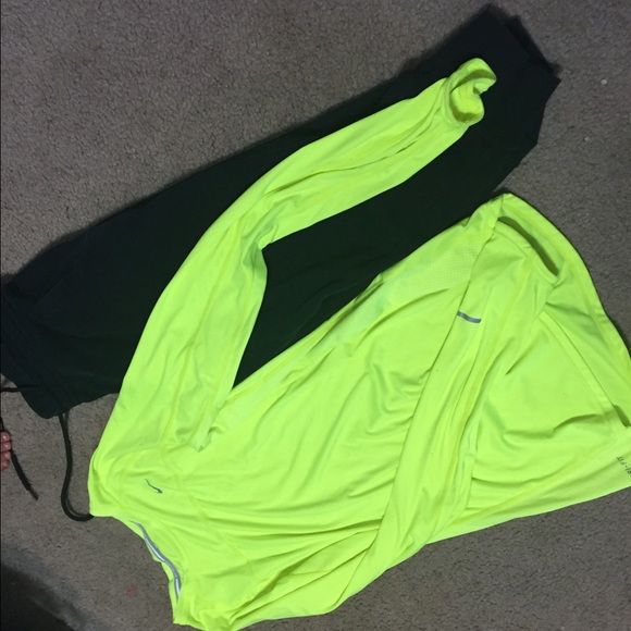 Nike bundle - Picture 2 of 3