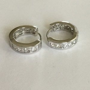 New; 925 Sterling Silver Prices Cut Earrings