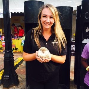 Meet your Posher, Anna