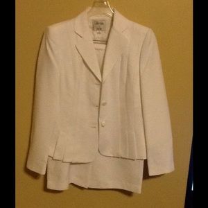 White Suit Collections for Le Suit