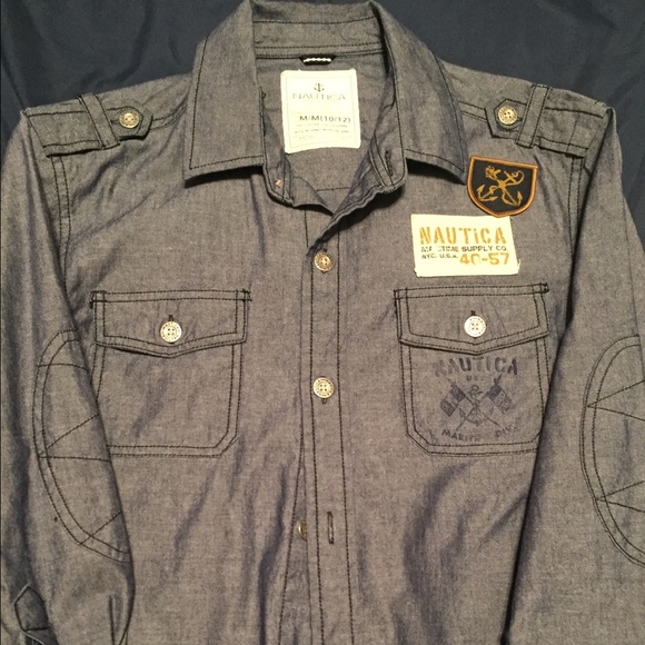 Long sleeve button up for boys.