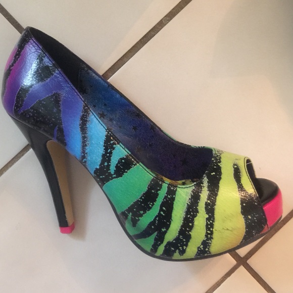 Rainbow zebra print pumps.