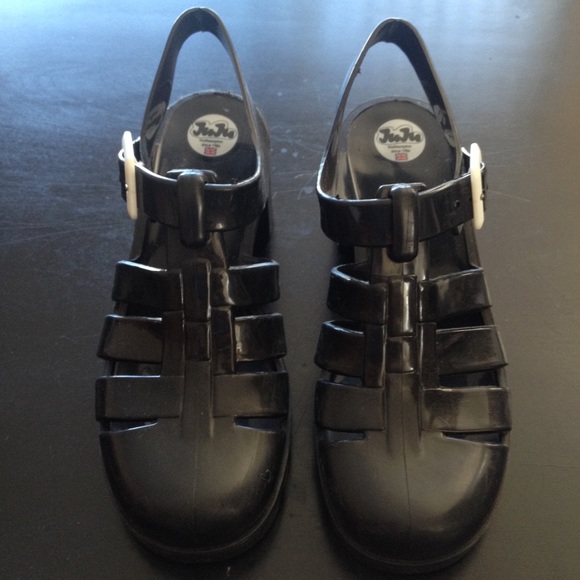 ✨JuJu Jellies Sandals✨