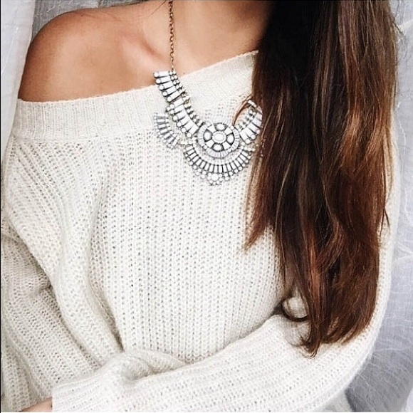 Jewelry - Gorgeous Statement Necklace