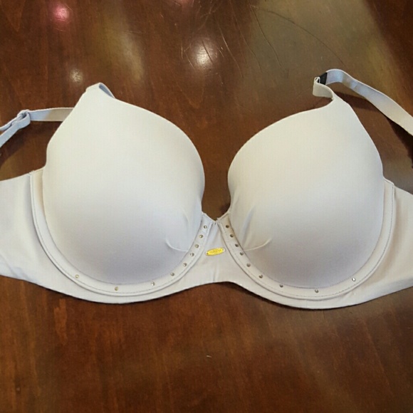 NEW LISTING!!! Victoria's Secret bra
