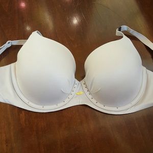 NEW LISTING!!! Victoria's Secret bra