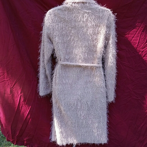 Luna chix light weight coat. - Picture 4 of 4