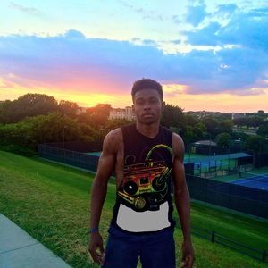 Meet your Posher, Derrick