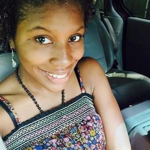 Meet your Posher, Devora