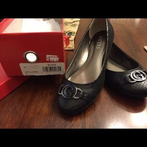 Brand New Guess Ladies Flats