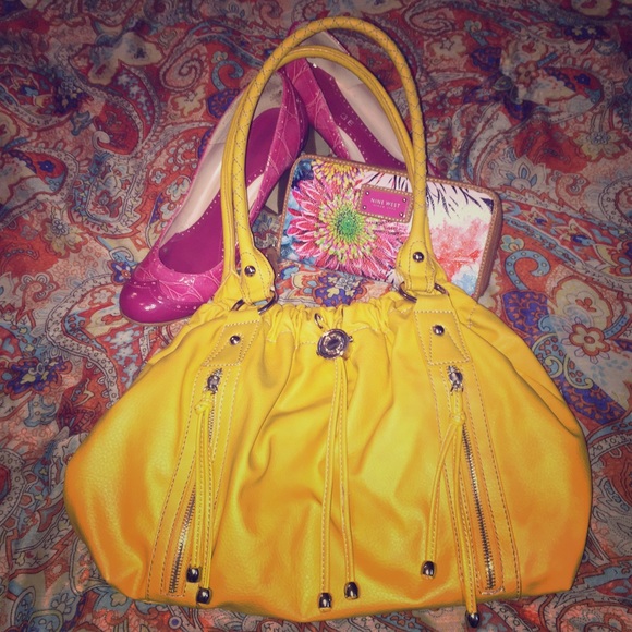 Nine West Handbags - Nine West Yellow Purse